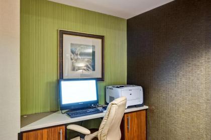 Hampton Inn Milford - image 11