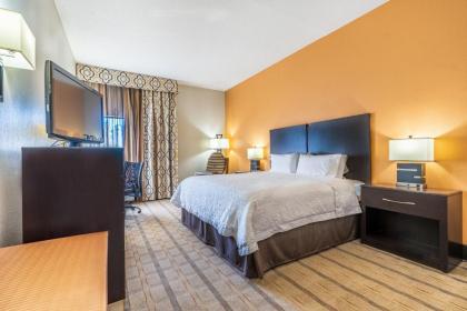 Hampton Inn Milledgeville - image 4