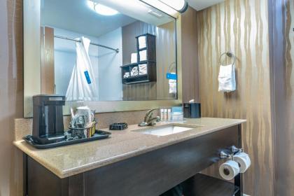 Hampton Inn Milledgeville - image 8