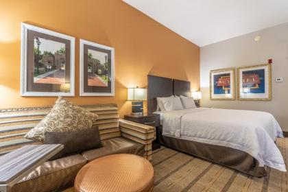 Hampton Inn Milledgeville - image 9