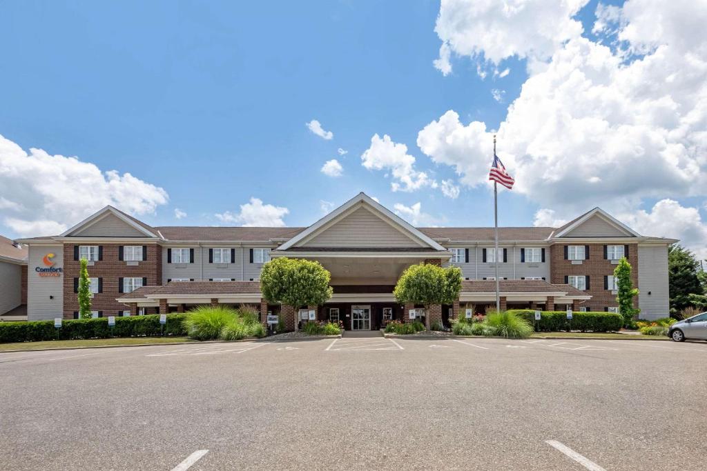 Comfort Suites Hotel and Conference Center - main image