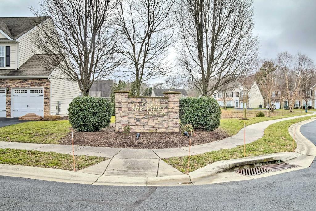 Vibrant Suburban Home Less Than 4 Mi to Bethany Beach - image 7