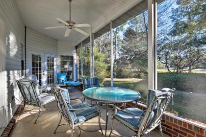 Spacious Milton House with Porch - on Golf Course! - image 11