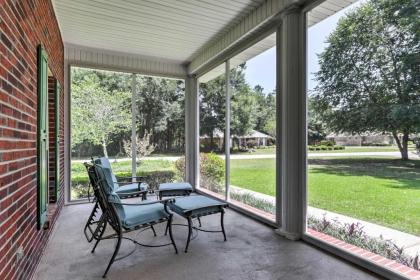 Spacious Milton House with Porch - on Golf Course! - image 5