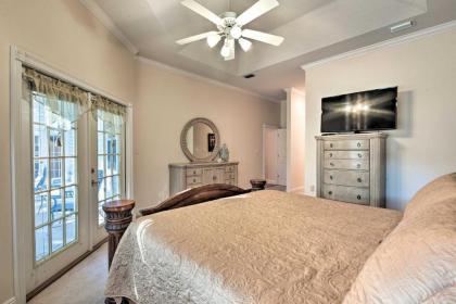 Spacious Milton House with Porch - on Golf Course! - image 7