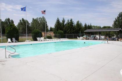 Lakeland RV Campground Deluxe Loft Cabin 11 - image 6