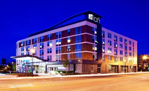 aloft Hotel Milwaukee Downtown - main image