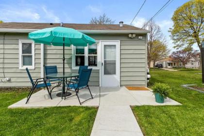 Bright and Updated Getaway with Furnished Patio! - image 3