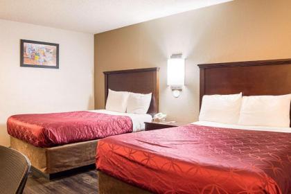 Econo Lodge Southeast Milwaukie - Portland - image 15