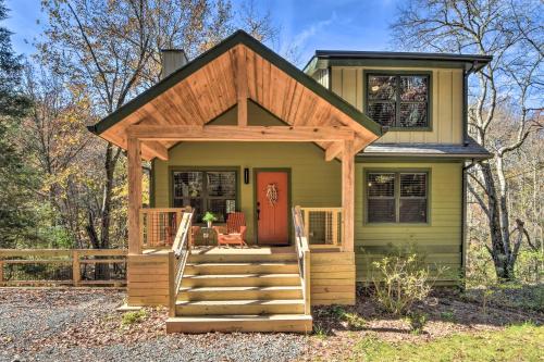 Creekside Craftsman Retreat in North GA Mountains! - main image