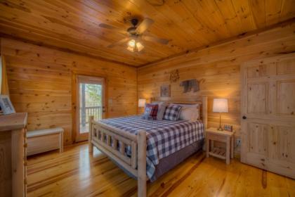 Green Pine Cabin by Escape to Blue Ridge - image 5