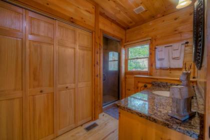 Green Pine Cabin by Escape to Blue Ridge - image 8