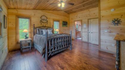 Mountain Laurel Hideaway by Escape to Blue Ridge - image 16