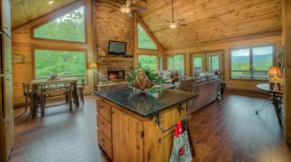 Mountain Laurel Hideaway by Escape to Blue Ridge - image 6