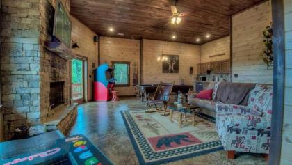 Stone Pine Lodge by Escape to Blue Ridge - image 12