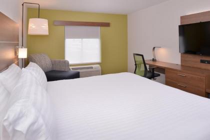 Holiday Inn Express Mineral Wells an IHG Hotel - image 17