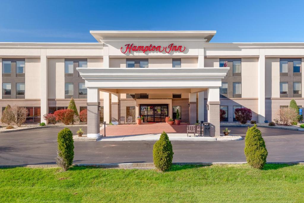 Hampton Inn Parkersburg/Mineral Wells - main image