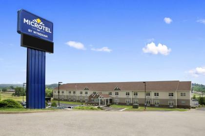 microtel Inn  Suites By Wyndham mineral WellsParkersburg mineral Wells 