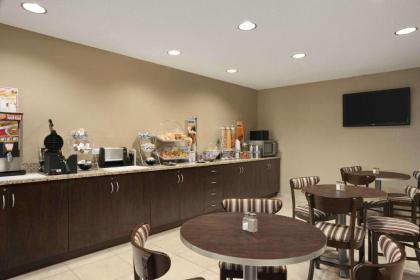 Microtel Inn & Suites By Wyndham Mineral Wells/Parkersburg - image 6