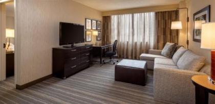 DoubleTree Suites by Hilton Minneapolis - image 4