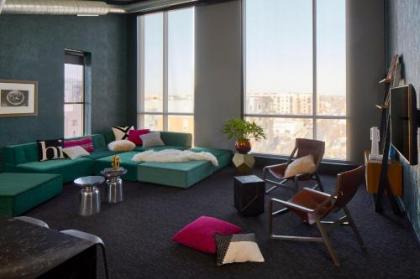 MOXY Minneapolis Uptown - image 4