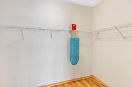 modern Lux 1BR Flat and Gym minneapolis