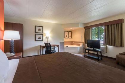 AmericInn by Wyndham Minocqua - image 12