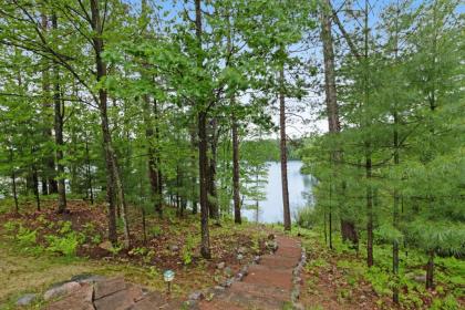 The Lodge on Booth Lake - 2 Bed 2 Bath Vacation home in Minocqua - image 11