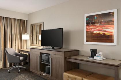 Hampton Inn & Suites Minooka - image 9