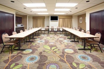 Holiday Inn Express Hotel & Suites Minot South an IHG Hotel - image 11