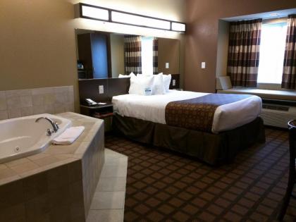 Microtel Inn & Suites by Wyndham Minot - image 13