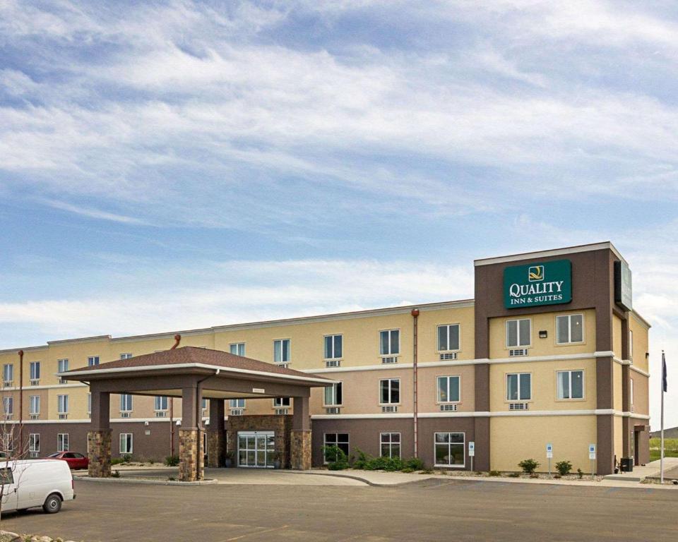 Quality Inn & Suites - main image