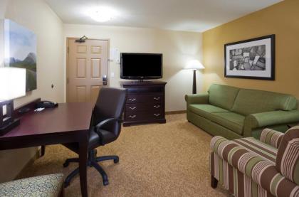 Country Inn & Suites by Radisson Minot ND - image 3