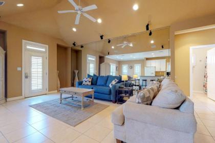 2 Bed 2 Bath Vacation home in Destin - image 4