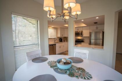 Wine Down at Fairways 202 at Sandestin by Destin Getaways - image 2