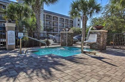 Condo with Community Pool Less Than 1 Mile to Miramar Beach! - image 2