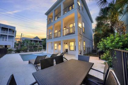 Just Beachy by Five Star Properties miramar Beach Florida