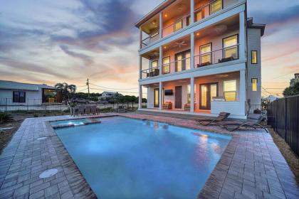 Live It Well by Five Star Properties miramar Beach