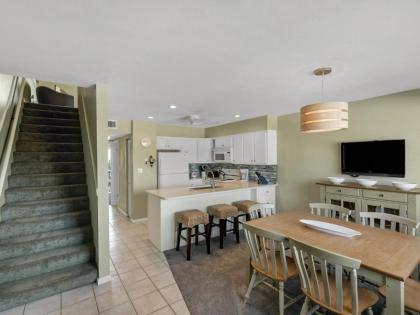 Blue Surf Townhomes 11B - image 8