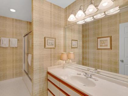 Blue Surf Townhomes 04 - image 7