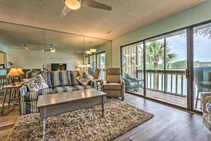 Bright 2-Story Resort Retreat with Beach Access - image 4