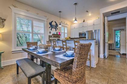 Lovely Miramar Beach Townhome Walk to Beach! - image 5