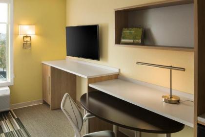 Home2 Suites By Hilton Mishawaka South Bend - image 5