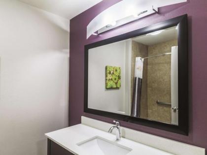 La Quinta by Wyndham Mission at West McAllen - image 2