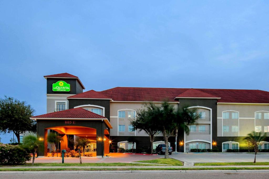 La Quinta by Wyndham Mission at West McAllen - image 7