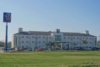 Motel 6-Mission TX - image 2