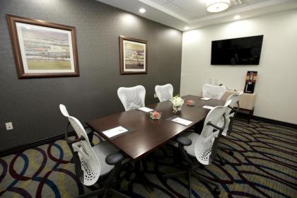 Hampton Inn and Suites Missouri City - image 2