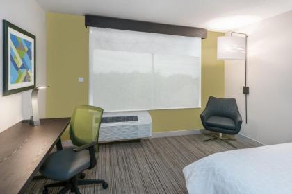 Holiday Inn Express & Suites- Sugar Land SE - Missouri City an IHG Hotel - image 8