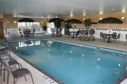 Hampton Inn Mitchell - image 7