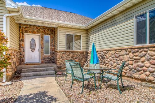 5 Bed 3 Bath Vacation home in Arches National Park - image 4